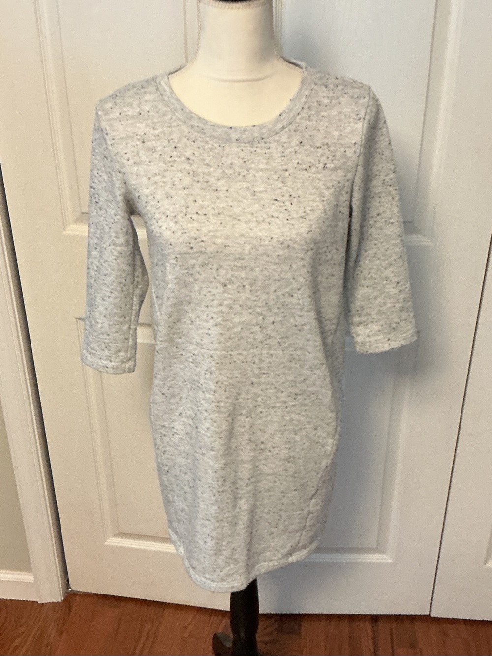 Old Navy Light Heather Gray Short Sleeve Shift Dress